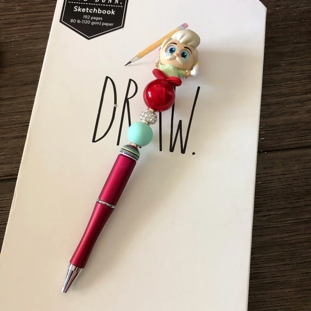 Disney Doorables: Pinocchio: Geppetto handmade beaded pen